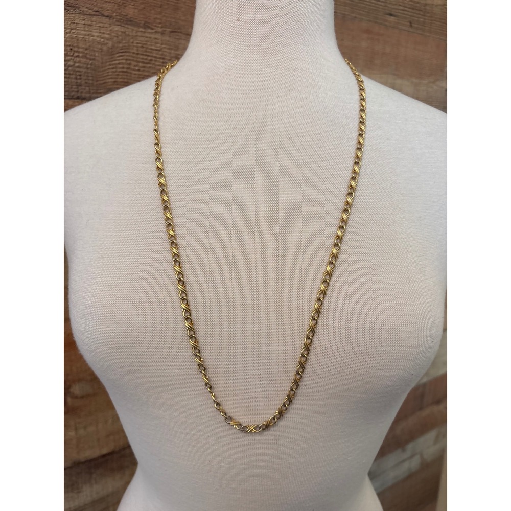 Gold Tone Interlocking X Link Chain Necklace Long 28 Inch Opera‎ Length J492